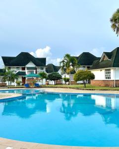 Πισίνα στο ή κοντά στο DIANI 3Br