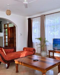 Μια τηλεόραση ή/και κέντρο ψυχαγωγίας στο DIANI 3Br