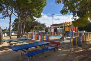 Ο χώρος παιχνιδιού για παιδιά στο Artesol by Aguilarent