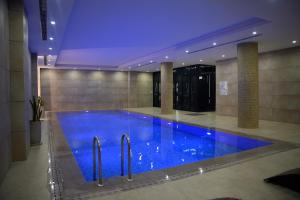 Bazén v ubytování Marion Hotel Erbil nebo v jeho okolí