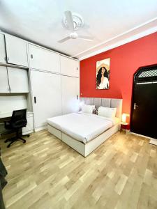 Postel nebo postele na pokoji v ubytování Elinor Villa + 13 fotografií