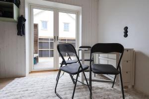 Billede fra billedgalleriet på Workers - Families Apartment - 4 Beds - Near Volvo i Öckerö