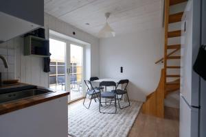 Køkken eller tekøkken på Workers - Families Apartment - 4 Beds - Near Volvo