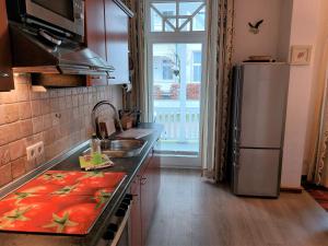 Køkken eller tekøkken på Villa Gudrun by Unsere Urlaubszeit + 40 billeder