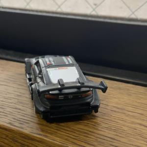 a cell phone sitting on top of a table at Waen和園 in Wada