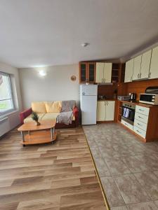 Kuchyň nebo kuchyňský kout v ubytování Rooftop apartment with stunning view