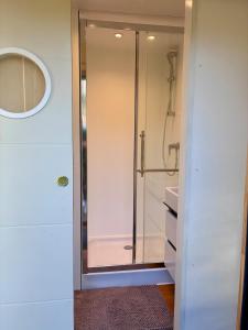 Ένα μπάνιο στο Ty Fret - vue mer