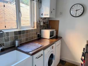 Φωτογραφία από το άλμπουμ του Inviting 1-bed Home in Northampton by Renzo, Brilliant Location, Free Wi-Fi! σε Kingsthorpe +11 φωτογραφίες