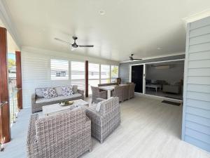 Χώρος καθιστικού στο Sandies at the Beach