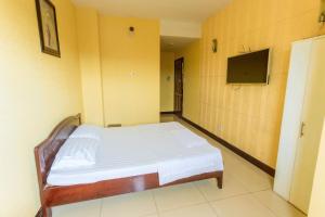 TV/trung tâm giải trí tại Anh Toản Hotel +22 ảnh