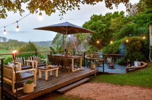 Un jardín fuera de Doomben Ridge Farm House