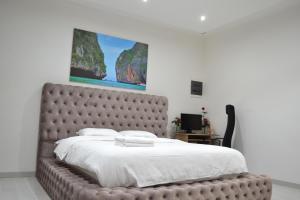 Ένα ή περισσότερα κρεβάτια σε δωμάτιο στο Luxurious Apartment +23 φωτογραφίες