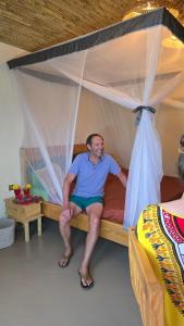 Hosté ubytování JAC Tropical Lodge - Bar, Restaurant, Massages, Plage, Nature, Excursions - Ressourcement et paix dans un paradis naturel et de confort les pieds dans l'eau - Respirez, vous êtes chez JAC - Navettes privées Banjul Aéroport