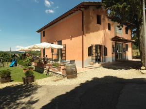 Tòa nhà nơi căn hộ tọa lạc