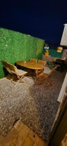 Φωτογραφία από το άλμπουμ του Isıtmalı Havuzlu Otantik Taş Ev σε Foca