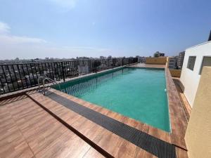 Φωτογραφία από το άλμπουμ του Modern & Cozy City Apartment, Pool and Skyline Views στο Κολόμπο