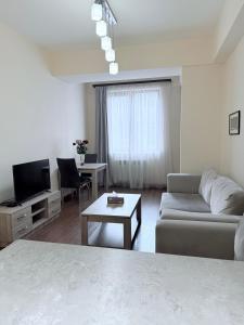 Fotografie z fotogalerie ubytování Republiq Square LUXURY with balcony v Jerevanu