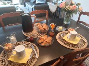 Φαγητό σε αυτός ο ξενώνας ή κάπου εκεί κοντά