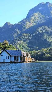 Imagen de la galería de Ou river house villa, en Nongkhiaw