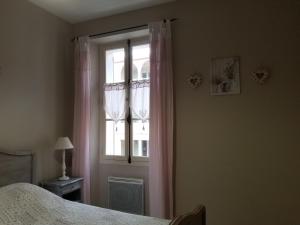 Кровать или кровати в номере Joli T2 de 40m² à louer à Le Muy (83490)