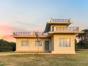 Clădirea în care este situat/ăvila