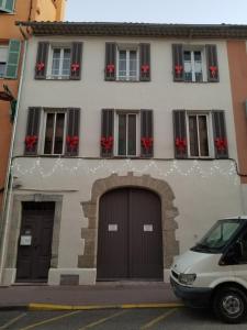 Здание апартаментов/квартиры