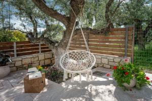 Κήπος έξω από το Villa Destiny