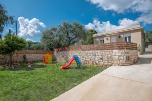 Κήπος έξω από το Villa Destiny +22 φωτογραφίες