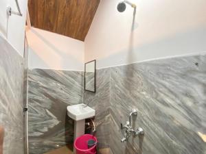 Et badeværelse på village cottages + 10 billeder