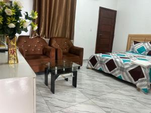 Postel nebo postele na pokoji v ubytování Boris N1 + 4 fotografie