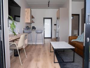 Køkken eller tekøkken på The Circle Luxury Self Catering Studios