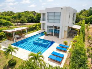 Swimmingpoolen hos eller tæt på Beautiful 5BR Villa-Barú Private Pool-Beach club