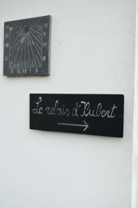 Πιστοποιητικό, βραβείο, πινακίδα ή έγγραφο που προβάλλεται στο Le Relais d'Hubert