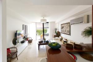 TV a/nebo společenská místnost v ubytování Chalet adosado en Pasito BM17