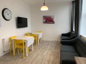 Χώρος καθιστικού στο Plymouth Station Rooms Serviced Accomodation