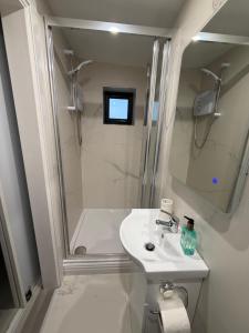 Koupelna v ubytování Weston Studio