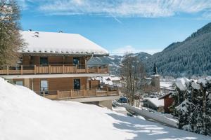 Peisaj natural din apropierea acestui apartament