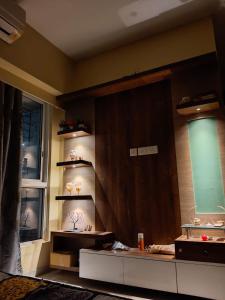 Ảnh trong thư viện ảnh của Premium 1 Bhk furnished flat ở Thane