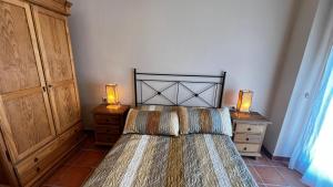 Ένα ή περισσότερα κρεβάτια σε δωμάτιο στο El Balcón de Las Hurdes By Elconserje