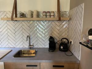 Η κουζίνα ή μικρή κουζίνα στο Valley view cottage vlakbij Valkenburg +8 φωτογραφίες