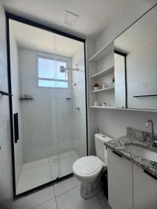 Et badeværelse på Apto 403 - 500 metros da Praia