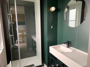 Vannituba majutusasutuses Lake Park +70 fotot