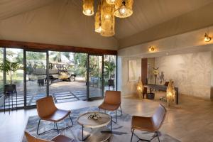 Posezení v ubytování Elephant Walk Tented Camp