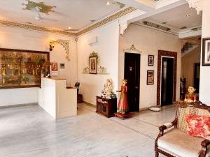 Posezení v ubytování Hotel Boheda Palace - 1KM away from Lake Pichola