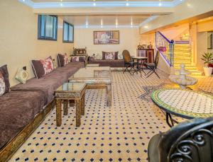 Posezení v ubytování Laghrib House