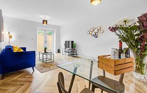 Et opholdsområde på Hybrid Resi - London, Mitcham close to Tooting and Wimbledon