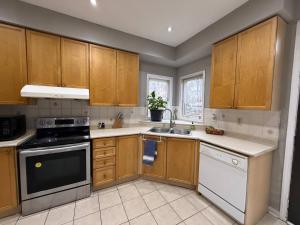 Gallery image of Cozy Private Room in Streetsville +12 photos