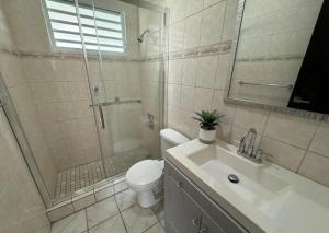 Ένα μπάνιο στο Escape to Paradise in Arecibo