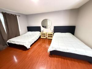 Billede fra billedgalleriet på Person Airport Homestay i Streetsville