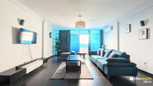 Posezení v ubytování Chic apart with parking and pool